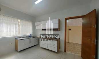 Imagem 5: Locação - Casa com 4 quartos, 4 vagas de garagem, Churrasqueira, Próximo a Cantina Martign