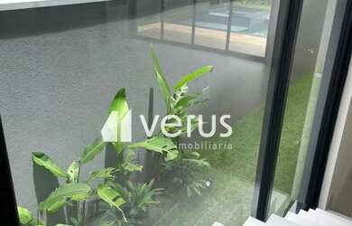 Imagem 6: Sobrado 257m² com 04 quartos no Bairro Gávea - Uberlândia - MG