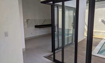 Imagem 5: Vendo Casa - ALTO PADRÃO - 3 Suítes Cond. Primor das Torres