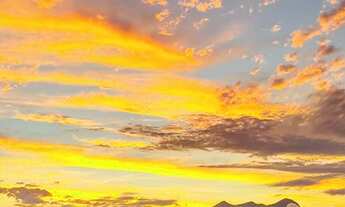 Imagem 3: Cobertura triplex, mobiliada, ótimo local rua sem saída, ampla varanda com visão da serra