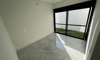 Imagem 5: Casa de condomínio para venda tem, 275 metros quadrados com 4 suítes