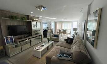 Imagem 2: Apartamento com 3 suítes no Centro de Balneário Camboriú