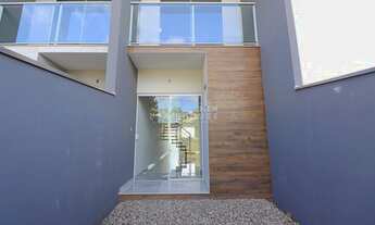 Imagem 2: Sobrado com 2 amplas suítes no bairro Água Verde!