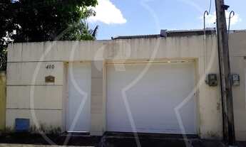 Imagem 2: Excelente casa duplex com 3 suítes, sala, cozinha americana, jardim, quintal. Próximo a es