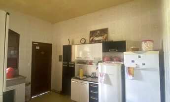 Imagem 4: Casa em lote com área de 840 m² no centro de Mateus Leme/MG