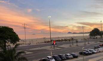 Imagem 2: Apartamento reformadíssimo 3 quartos com vaga em Copacabana