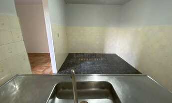 Imagem 2: Casa com 1 dormitório para alugar, 58 m² por R$ 750,00/mês - Centro - Americana/SP