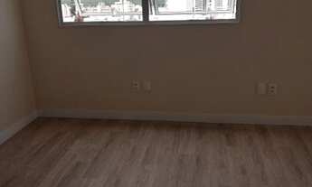 Imagem 3: Ponto comercial/Loja/Box para venda possui 42 metros quadrados em Carvoeira - Florianópoli