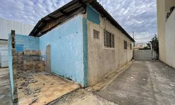 Imagem 5: Casa para Galpão Rua 72 Centro, ideal para Estacionamento