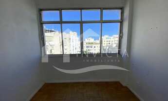 Imagem 2: Apartamento para venda com 80 metros quadrados com 2 quartos em Copacabana - Rio de Janeir