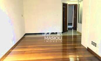 Imagem 3: Gigante na quadra do mar da praia da costa