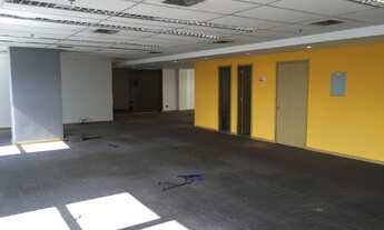 Imagem 4: Excepcional Andar Corporativo de 300m2 com Vista e 6 Vagas