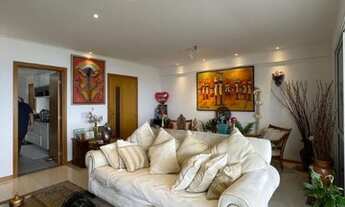 Imagem 3: Com conceito moderno e elegante esse belíssimo apartamento com vista mar quatro suítes a v