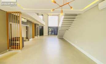 Imagem 6: Sobrado para venda tem 358 metros quadrados com 4 quartos