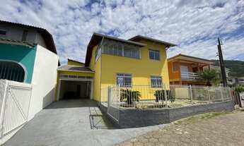 Imagem 2: Linda casa a venda com vista panorâmica para o mar