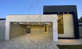 Imagem: Casa à venda em Piraquara. Alto Padrão