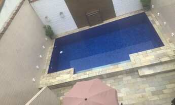 Imagem 2: Casa para venda com 218 metros quadrados com 3 quartos em Marapé - Santos - SP