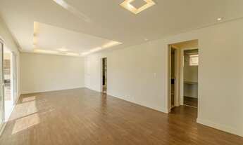 Imagem 6: Apartamento moderno com vista para bosque