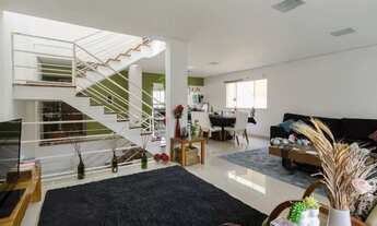 Imagem: Casa à venda com 170m², 3 quartos e 4