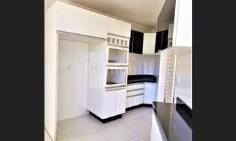 Imagem 3: Maravilhosa Casa de Condomínio 04 Dormitórios sendo a suíte principal com Closet, e Hidrom