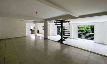 Imagem 3: Linda casa para venda tem 1015 metros, com 4 quartos em Chácara Santa Lúcia - Carapicuíba