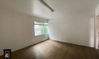 Imagem 5: Sobrado analia franco