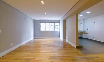 Imagem 2: Excelente Apartamento à venda com 3 Dormitórios sendo 1 Suíte possuindo 149 m² na Perdizes