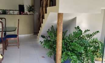 Imagem 7: Sobrado para venda possui 270 metros quadrados com 5 quartos