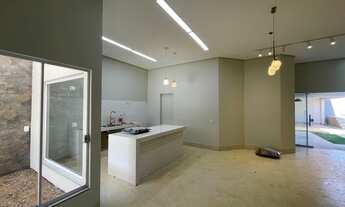 Imagem 7: Casa para venda tem 4 quartos em condomínio fechado no centro de Rio Verde Go