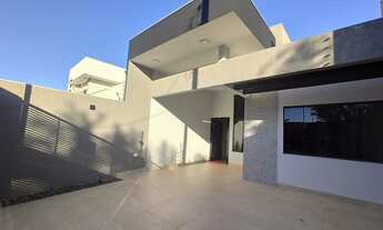 Imagem 3: Casa para venda possui 117 metros quadrados com 3 quartos em Jardim Higienópolis - Maringá