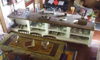 Imagem 2: Casa Rústica em condomínio bem localizado