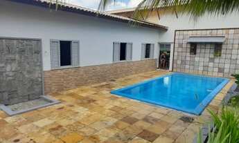 Imagem 2: Casa para venda possui 237 metros quadrados com 5 quartos em Centro - Salinópolis - PA