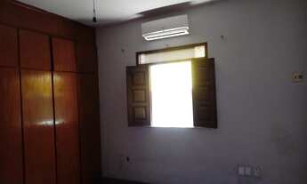 Imagem: Casa para venda tem 300 metros quadrados