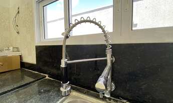 Imagem 5: Casa para venda com 180 metros com 3 quartos no Bairro Ilda