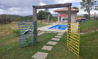 Imagem 4: Fazenda/Sítio/Chácara para venda tem 180 metros quadrados com 5 quartos