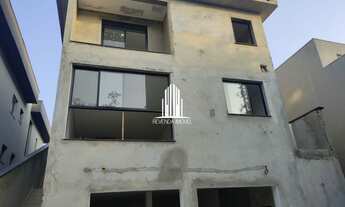 Imagem 4: Oportunidade Casa Nova Newville Piscina e vista para Mata