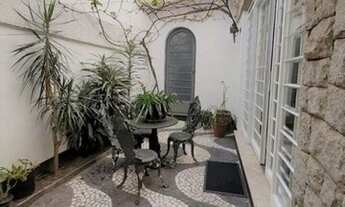 Imagem 8: Casa com 4 Quartos, 1 Suíte, 4 banheiros à Venda, 250 m² por R$ 1.100.000