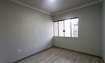 Imagem 7: Casa para venda possui 117 metros quadrados com 3 quartos em Jardim Higienópolis - Maringá