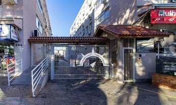 Imagem 2: Apartamento com 1 dormitório para alugar, 50 m² por R$ 900,00/mês - Vila Ipiranga - Porto