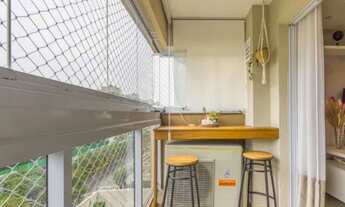 Imagem 6: Lindo Apartamento reformado para venda tem 62 m2 com 2 quartos