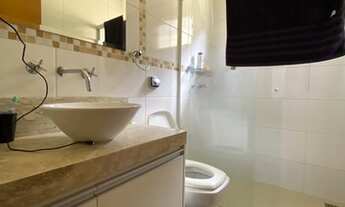 Imagem 2: Casa Sobrado de Alto padrão de 04 Dormitórios, 04 Suítes, Sala de Estar, Sala de TV, Sala