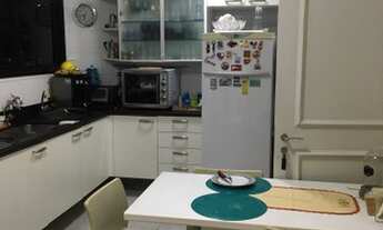 Imagem 6: Apartamento para venda possui 258 metros quadrados com 4 suítes em Horto Florestal - Salva