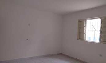 Imagem 6: Casa para venda possui 250 metros quadrados com 3 quartos