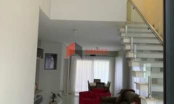 Imagem 3: Lindo Sobrado 3 suítes c/ piscina - Condomínio fechado em Jacareí