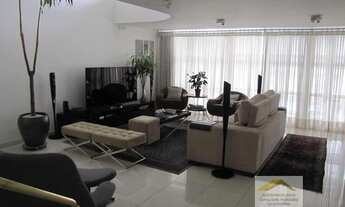 Imagem 4: Casa em Condomínio para Venda em Alphaville Santana de Parnaíba-SP