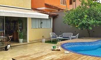 Imagem: Casa a venda na Granja Viana Cond São Paulo