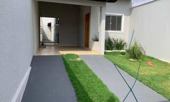 Imagem 3: Casa para venda possui 114 metros quadrados com 3 quartos em Setor Três Marias - Goiânia