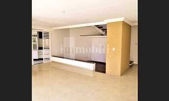 Imagem 6: Maravilhosa Casa de Condomínio 04 Dormitórios sendo a suíte principal com Closet, e Hidrom