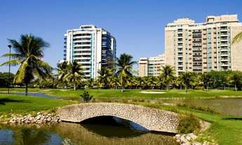 Imagem 3: Apartamento para venda frontal mar, condomínio Barra Golden Green com 220 metros quadrados