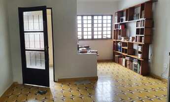 Imagem 5: Imóvel comercial para aluguel e venda possui 200 metros quadrados com 4 quartos